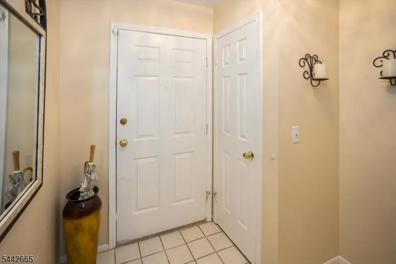 10 Brookstone Cir, Parsippany Troy Hills, NJ 07950 - #2