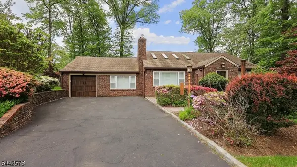 1399 Birch Hill Rd, Mountainside Boro, NJ 07092