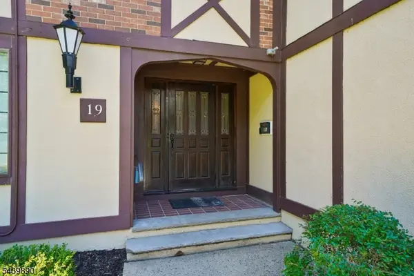 19H Kensington Rd #19H, Chatham Twp., NJ 07928
