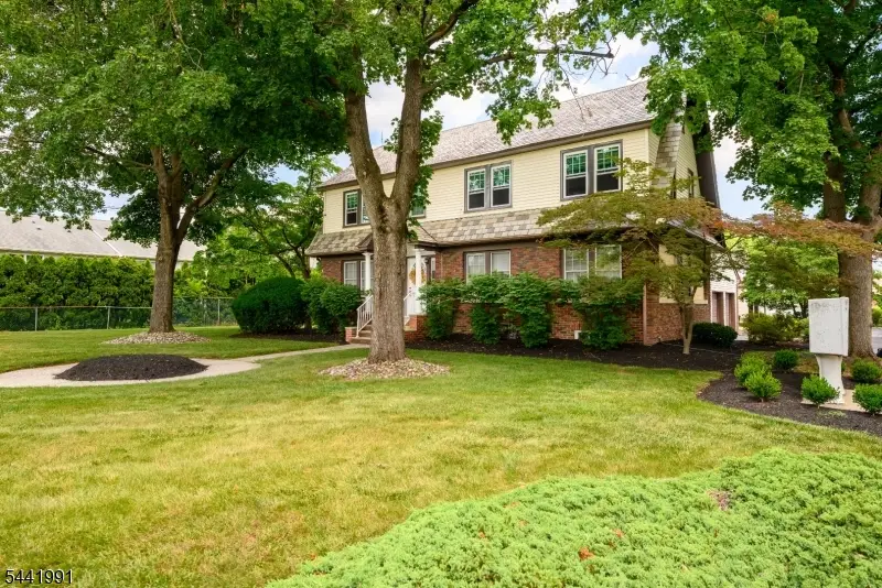 1168 Lake Ave #2, Clark, NJ 07066 - #1