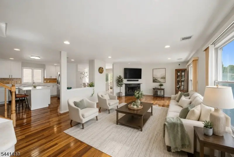 41 Nicole Ln, Troy Hills, NJ 07054 - #2