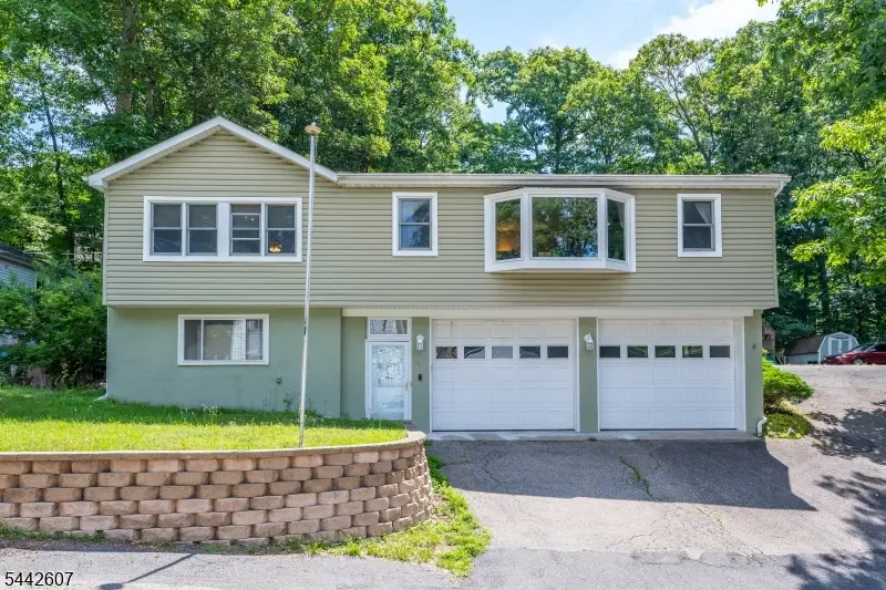 335 Elmira Trl, Hopatcong, NJ 07843 - #2