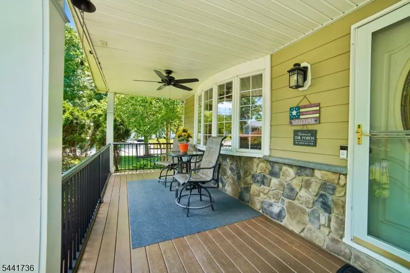 1 Emerson Dr, Livingston, NJ 07039 - #3