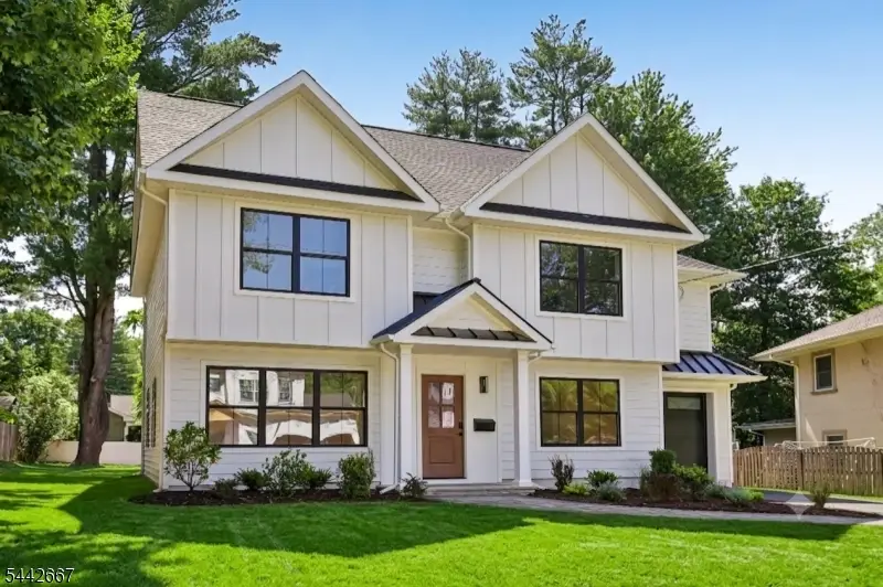 14 Maplewood Dr, Livingston, NJ 07039 - #2