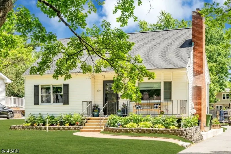 104 N Prospect St, Washington, NJ 07882 - #2