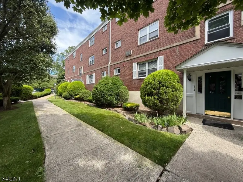 974 Main St, Hackensack, NJ 07601 - #3