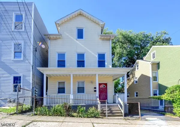 98-100 Lafayette St, Paterson City, NJ 07501
