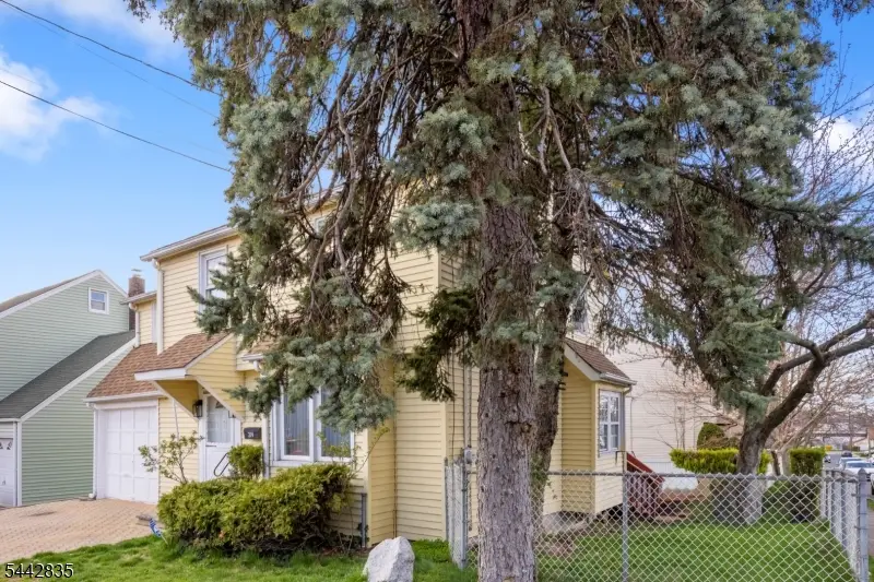 271 Outwater Ln, Saddle Brook, NJ 07663 - #1