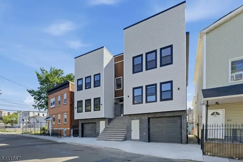 26 Parkhurst St, Newark, NJ 07114 - #2