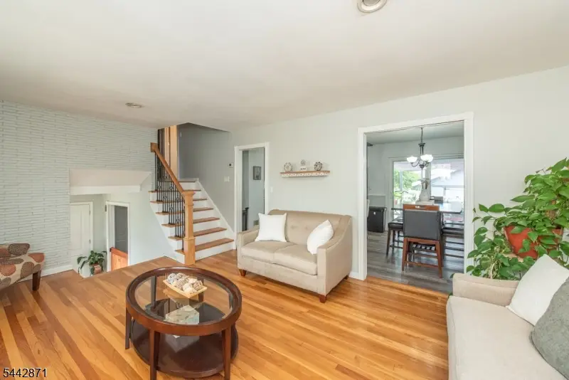 64 Pinho Ave, Carteret, NJ 07008 - #3