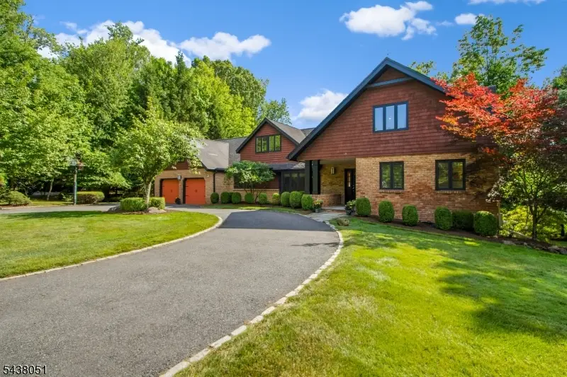 14 Denman Ct, Millburn, NJ 07078 - #2