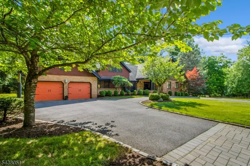 14 Denman Ct, Millburn, NJ 07078 - #3