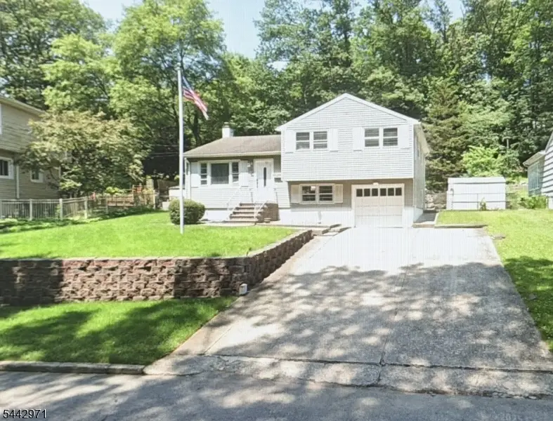 89 Knolls Rd, Bloomingdale, NJ 07403 - #1