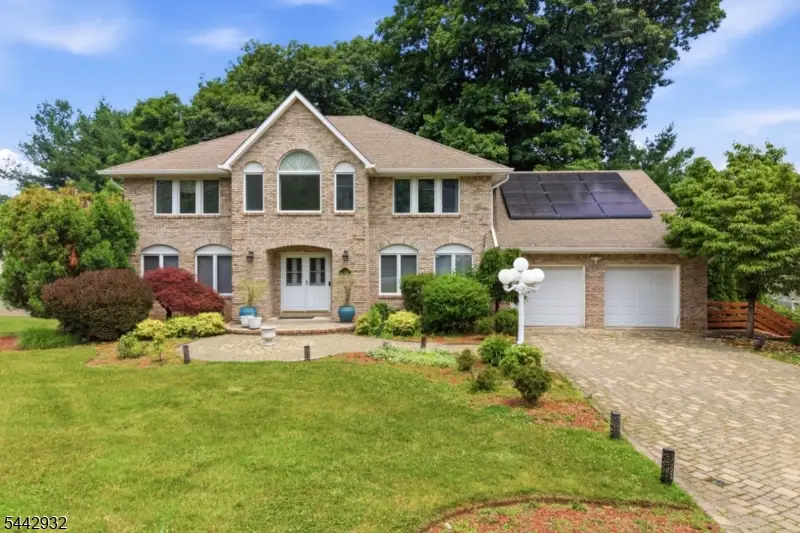 37 Continental Rd, Parsippany Troy Hills, NJ 07950 - #1