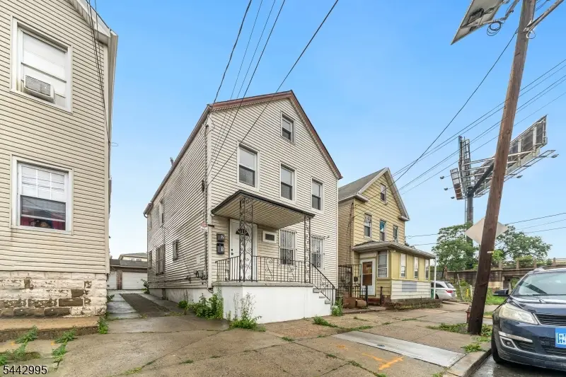 334 Pine St, Elizabethport, NJ 07206 - #1