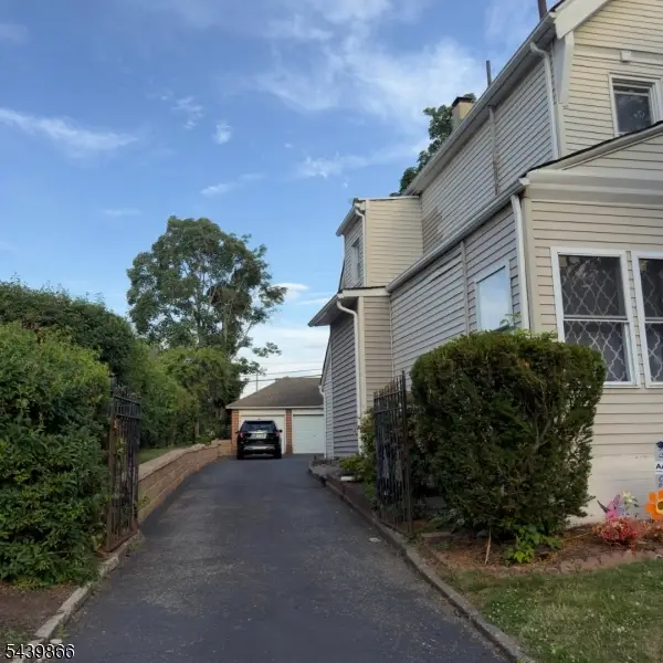 20 Ridge St, City Of Orange, NJ 07050 - #2