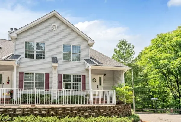 94 Heather Ln, Wyckoff Twp., NJ 07481