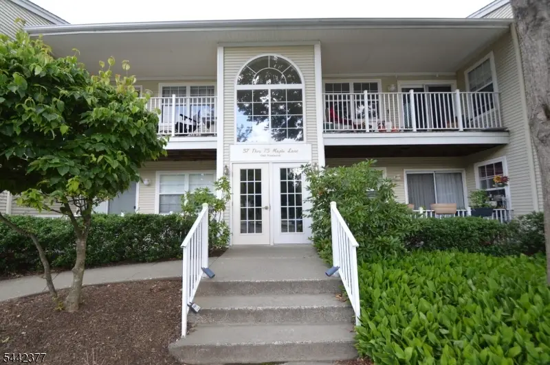 73 Maple Ln, Mount Arlington, NJ 07856 - #1