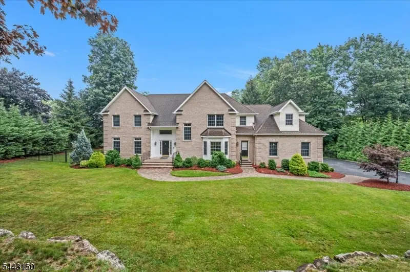 1 Barbara Dr, Randolph, NJ 07869 - #1