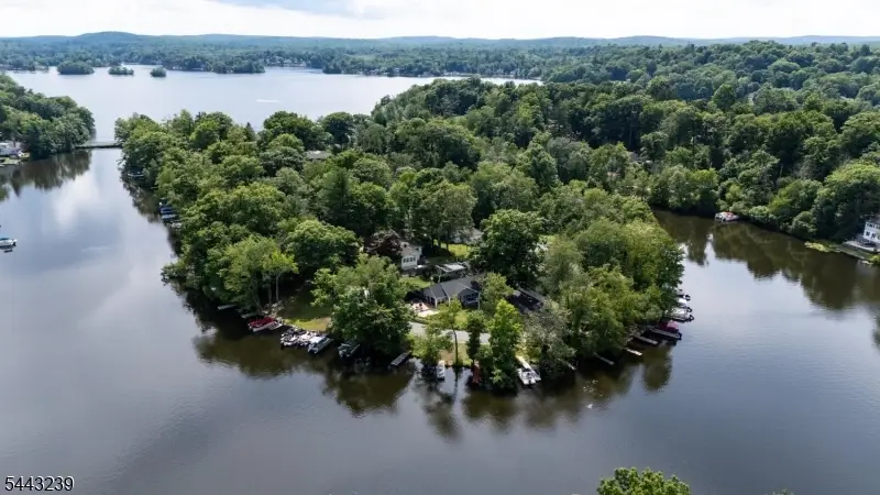 74 Race Track Dr, Upper Greenwood Lake, NJ 07480 - #1