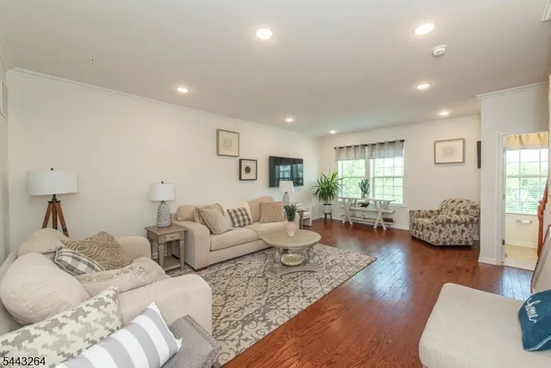 90 Albert Ct, Randolph, NJ 07869 - #3