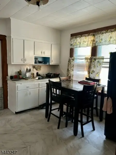 523 Richmond St, Elizabeth, NJ 07202 - #3