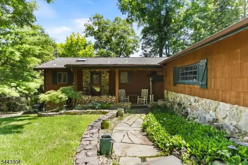904 E End Rd, Stillwater, NJ 07860 - #3