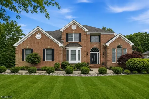 1232 Steeplechase Ct, Toms River Township, NJ 08755