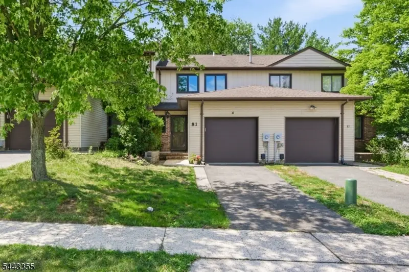 81 Canterberry Cir, Raritan, NJ 08822 - #2