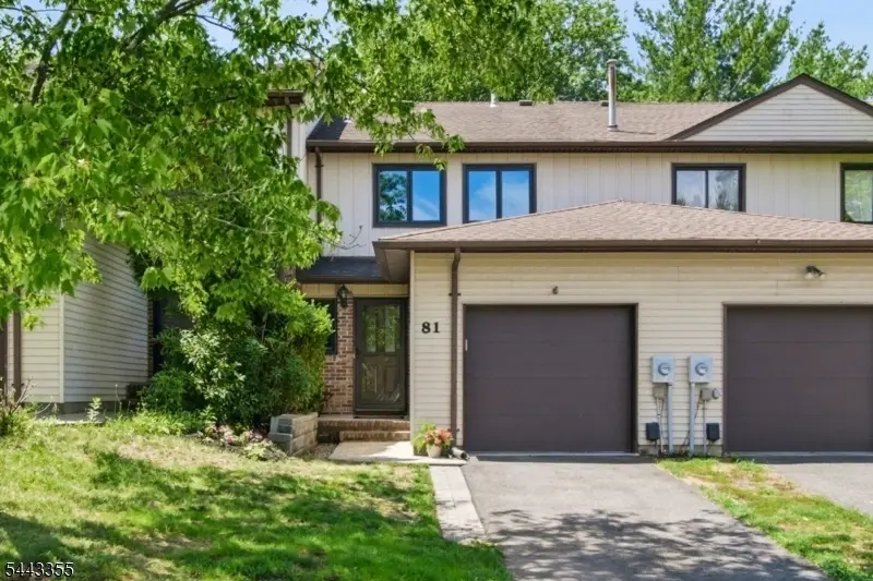 81 Canterberry Cir, Raritan, NJ 08822 - #3