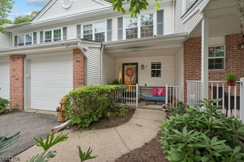 19 Maple Ln, Mount Arlington, NJ 07856 - #2