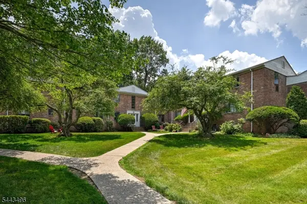 66C Troy Dr, Springfield Twp., NJ 07081