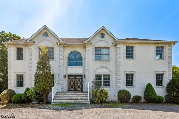 266 Fresh Ponds Rd, South Brunswick Twp., NJ 08810