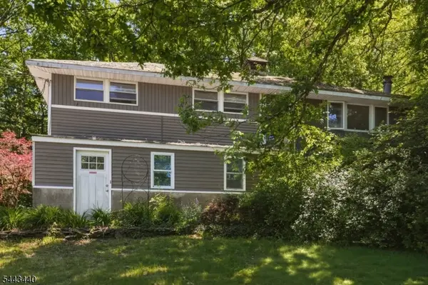 344 Union Ave, Bloomingdale Boro, NJ 07403