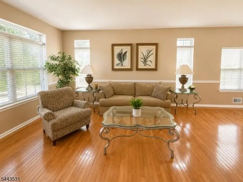 22 Village Square Dr, Union, NJ 08802 - #2