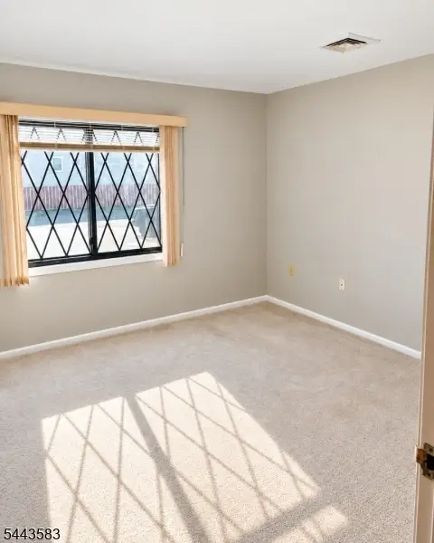 846 Riverside Ave #107, Lyndhurst, NJ 07071 - #2