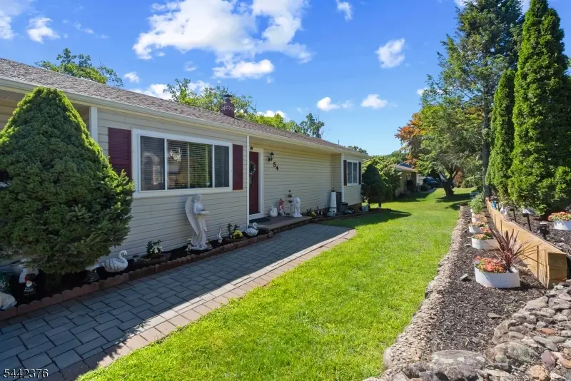 54 Navajo Trl, Macopin, NJ 07480 - #3