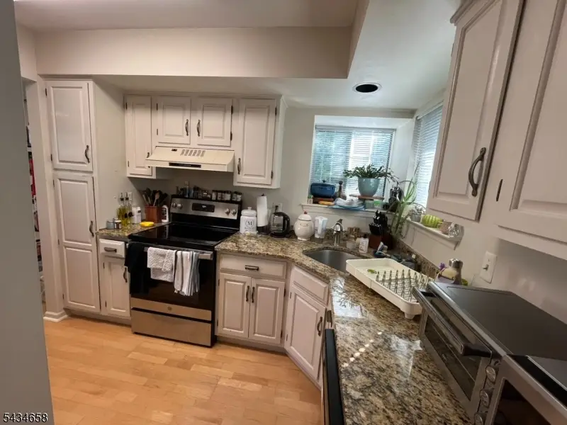 64 Sage Court, The Hills, NJ 07921 - #2