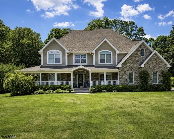 109 Overlook Ave, East Hanover Twp., NJ 07936