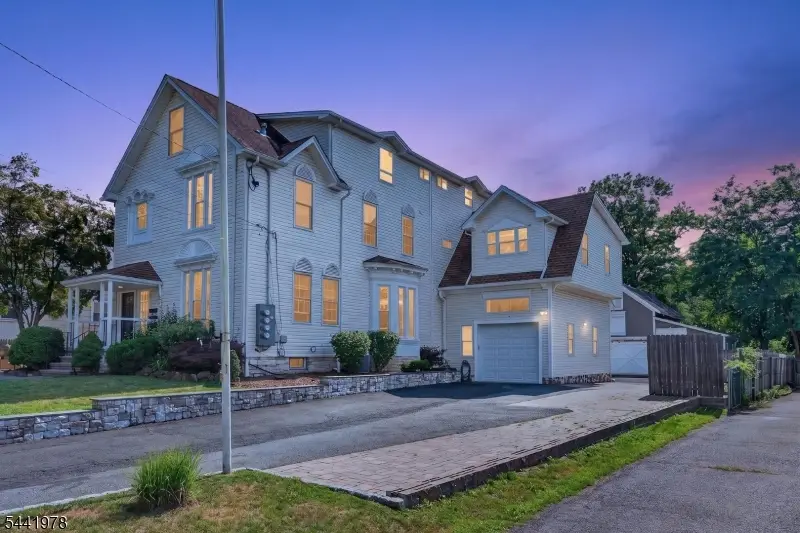 262 Prospect Ave, Dunellen, NJ 08812 - #2