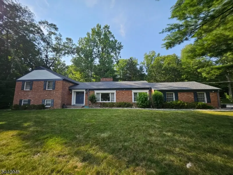 9 Fox Rd, Montville, NJ 07045 - #1
