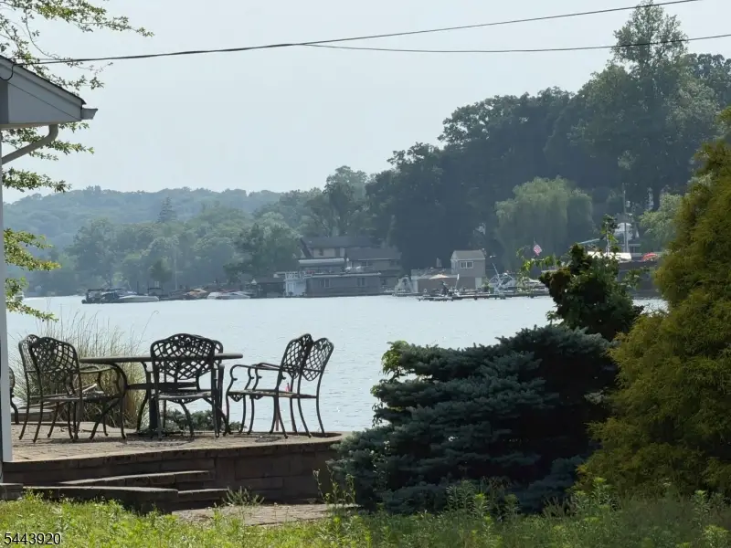 15 Kentucky Ave, Lake Hopatcong, NJ 07849 - #2