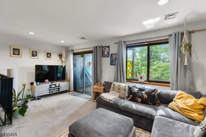 3 Port Royal Dr #3, Vernon, NJ 07462 - #2