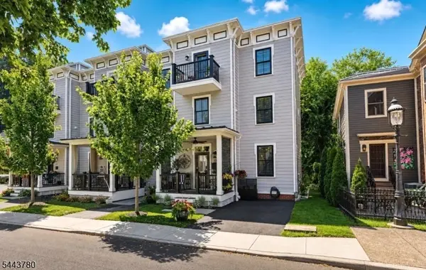 63 Church St, Lambertville City, NJ 08530