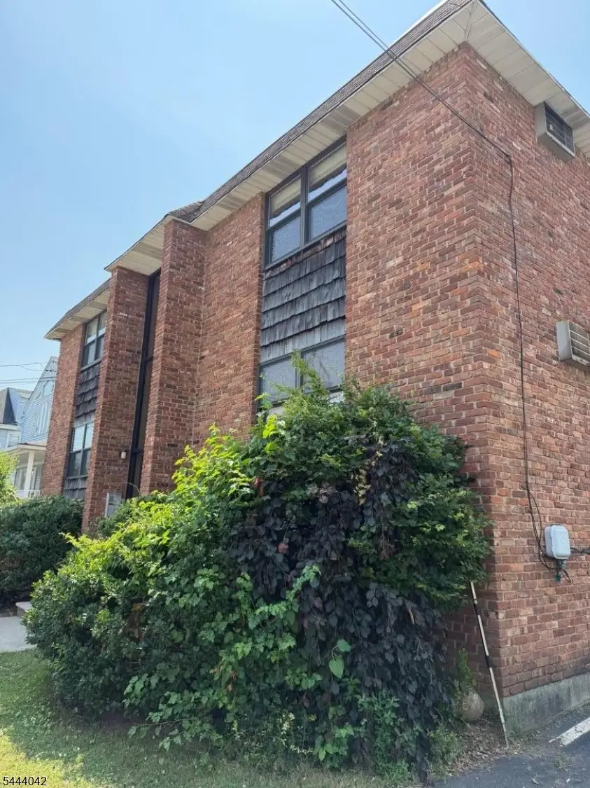 68-70 Montgomery St3 #3, Bloomfield, NJ 07003 - #1