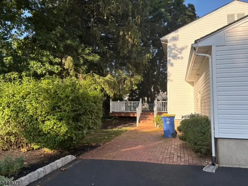 410 Stony Brook Dr, Bridgewater Center, NJ 08807 - #3