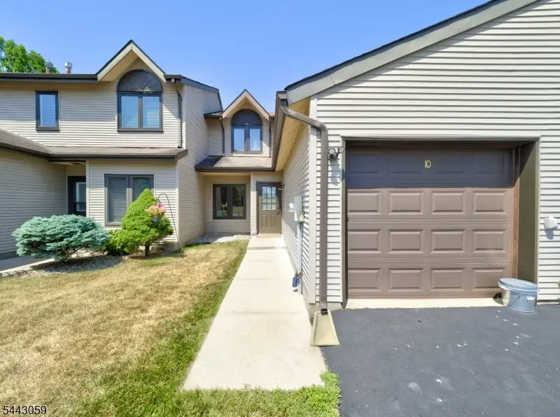 10 Plum Court, Flemington, NJ 08822 - #2