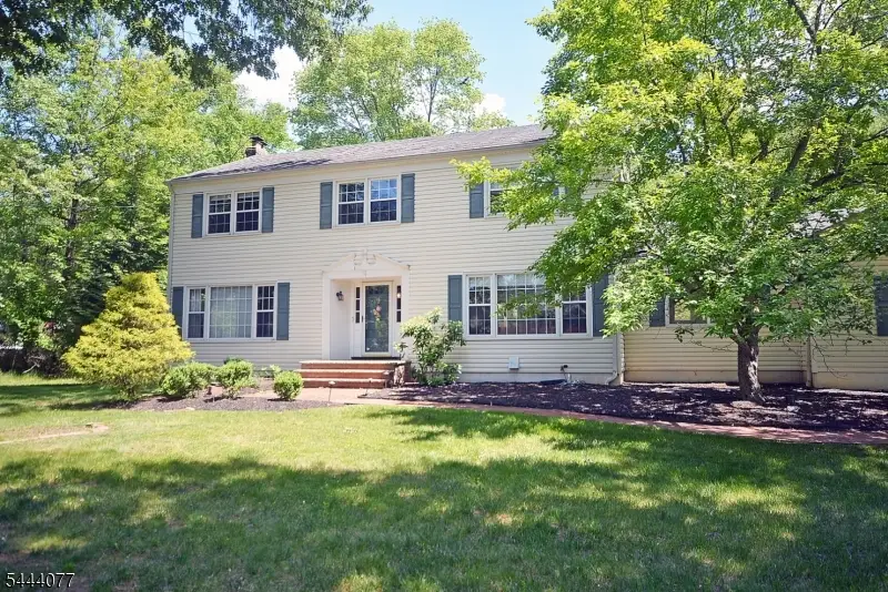 4 Heather Hill Way, Green Knoll, NJ 08807 - #2