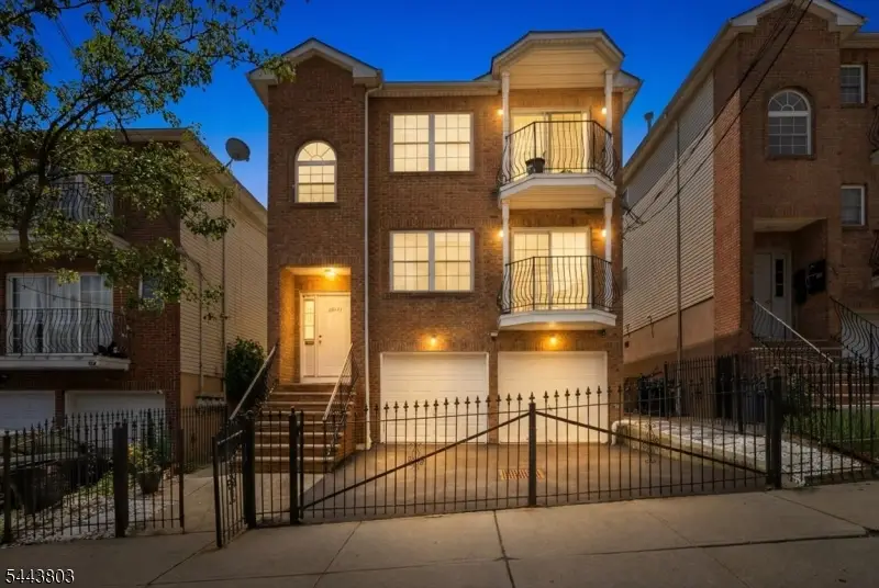 49-51 Crawford St, Newark, NJ 07102 - #2