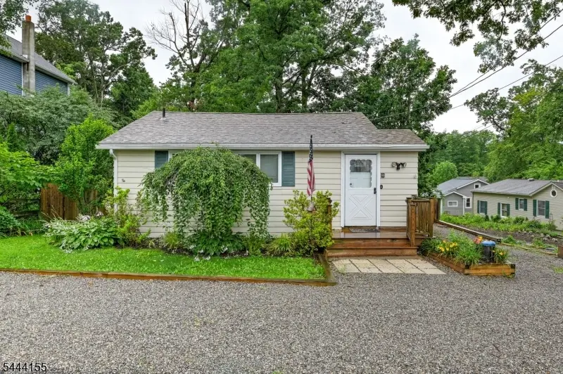 89 Tintle Ave, West Milford, NJ 07480 - #2